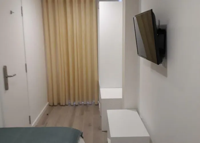 O Palacete 3* וילה ריאל